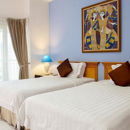 Topaz Guest House Jacarta Exterior foto